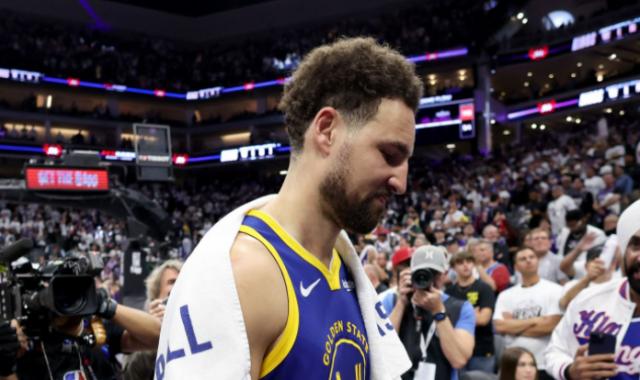 Kaiyun开云官方网站中国登录-花最多的钱，挨最毒的打！勇士一年花3.8亿联盟第一